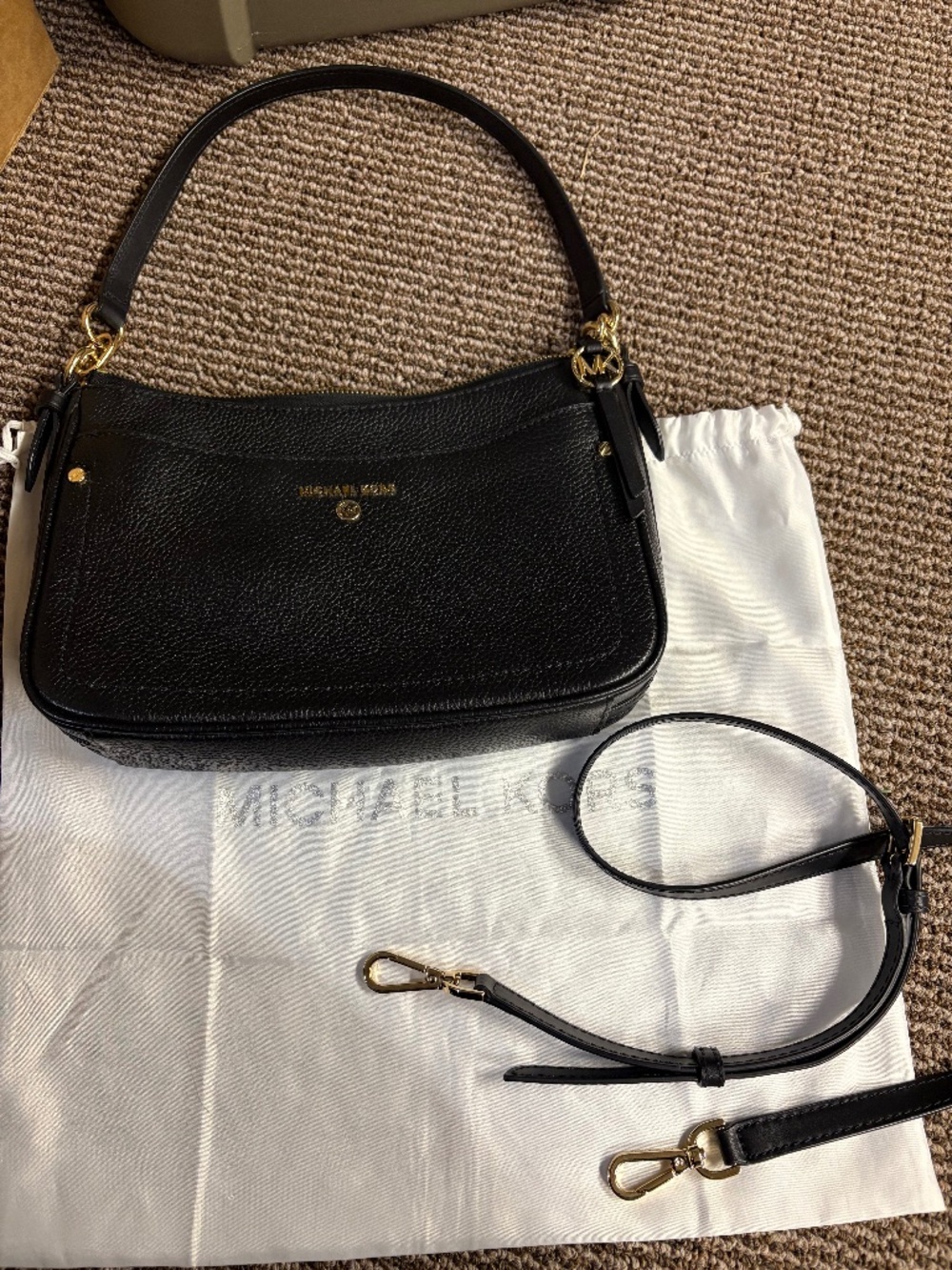 EUC Michael Kors Jet Set Leather Convertible Handbag Purse